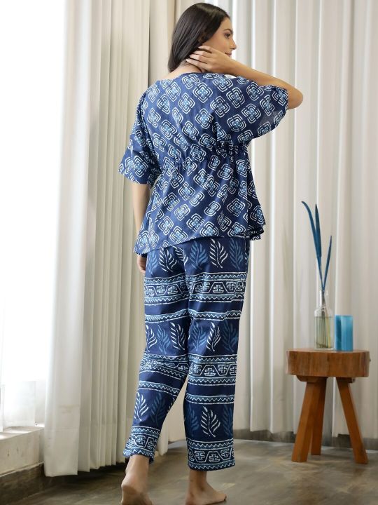 Women Navy Blue & White Printed Pure Cotton Night Suit - Sanskruti Homes