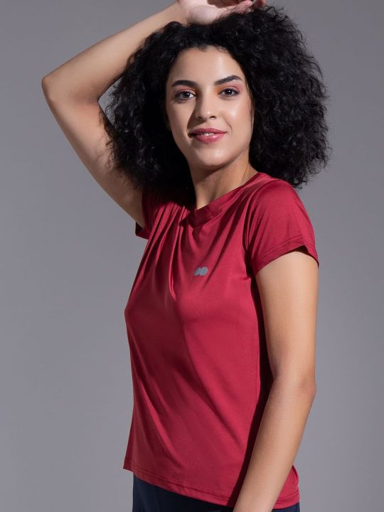 Activewear T-Shirt in Maroon