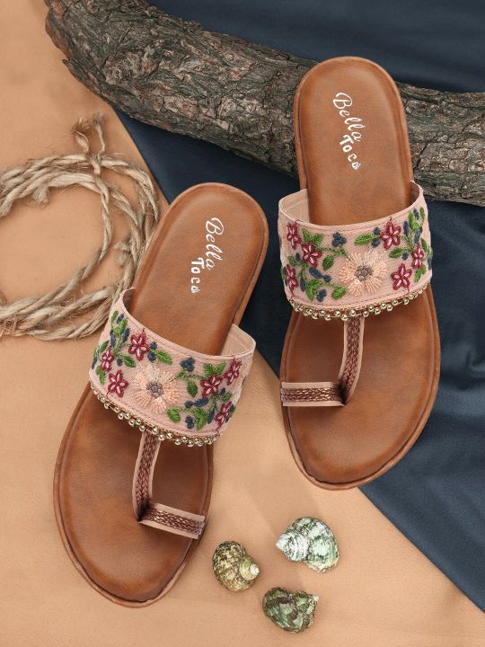 Bella Toes Embroidered One Toe Flatform Heels
