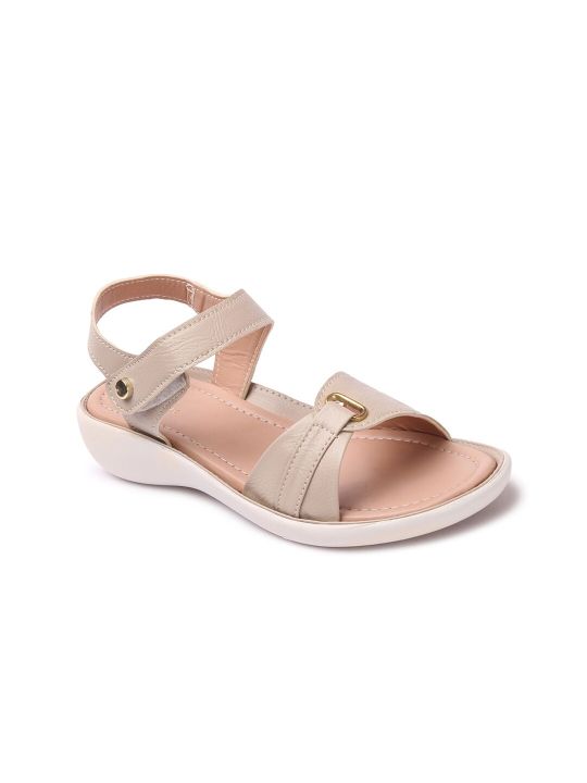 Bella Toes Women Cream-Coloured Open Toe Flats
