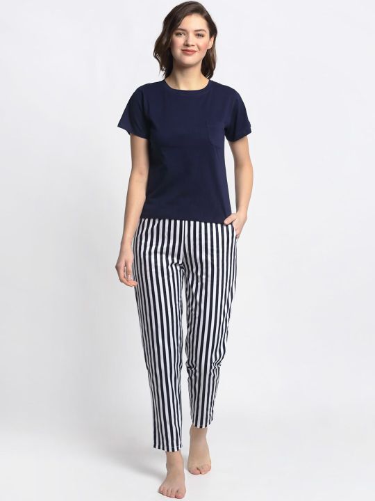 Boston Club Women Navy Blue & Black Night Suit