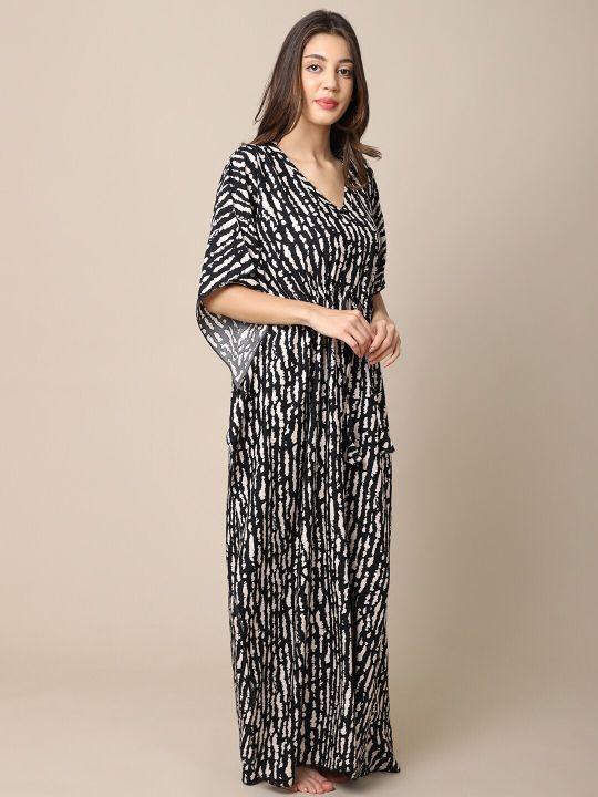 Claura Black Printed Maxi Nightdress