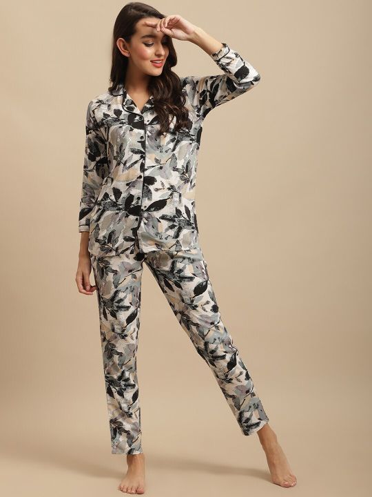 Claura Women Black & Grey Printed Nightsuit