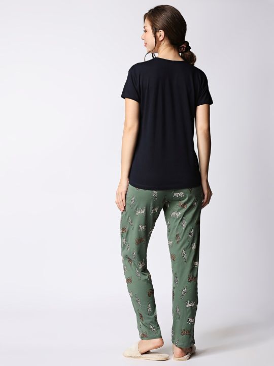 I like me Women Black & Olive Pure Cotton Printed Night Suit