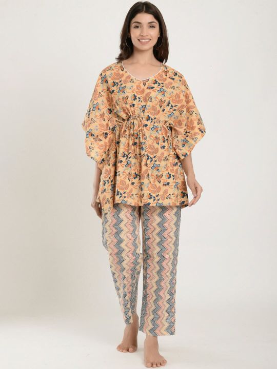 Ikk Kudi by Seerat Floral Printed Pure Cotton Night Suit