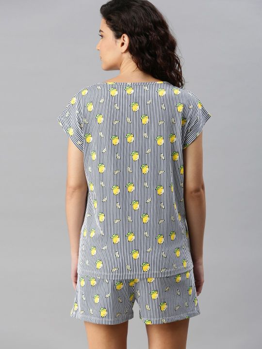 Mast & Harbour Women White & Black Printed Night suit