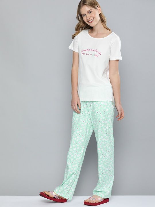 Mast & Harbour Women White & Pink Typography Print Night suit with Fabric Pouch