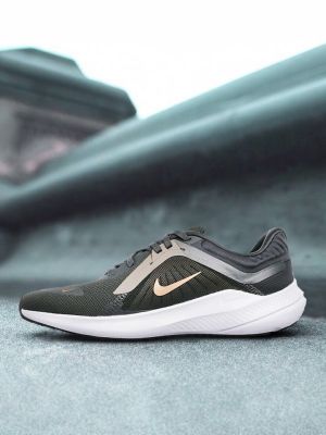 Nike Women Black NIKE QUEST 5 Running Shoes