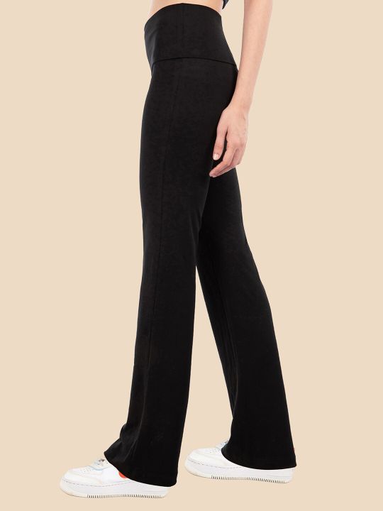 Nite Flite Women Black Boot Cut Yoga Pants