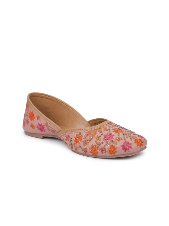 Shezone Women Peach-Coloured Embellished Ethnic Mojaris