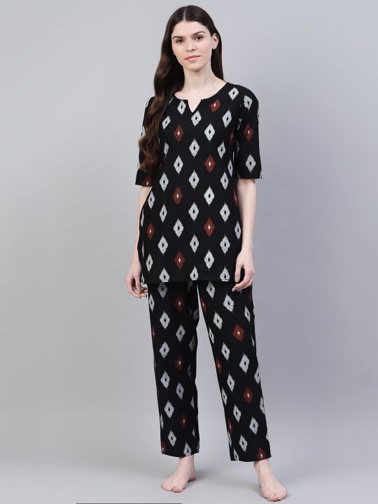 Stylum Women Black & White Printed Pure Cotton Night suit