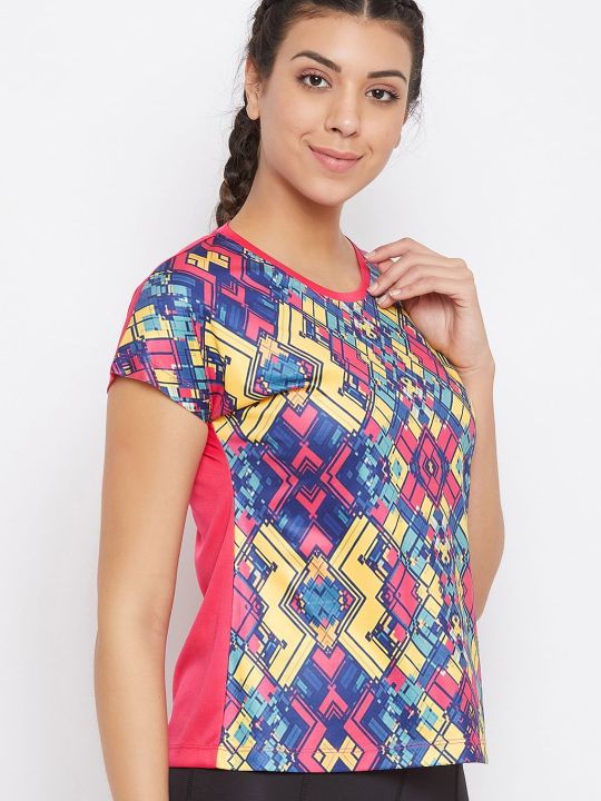 Comfort Fit Active Printed T-shirt in Dark Pink