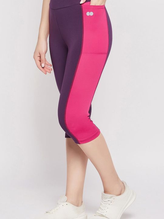 High-Rise Active Capri in Violet with Side Pockets